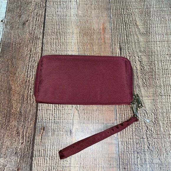 Travelon Maroon Nylon RFID Blocking Zip Around Wristlet Wallet - Picture 4 of 11